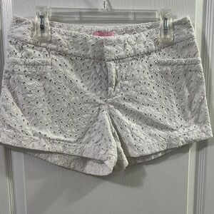 Lilly Pulitzer Size 6 White Lace Shorts